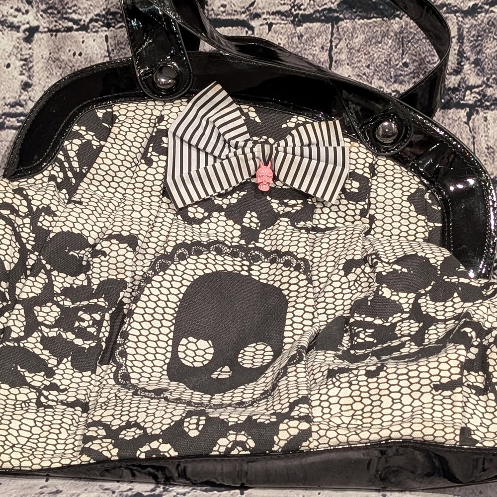 Iron Fist Black and White Shoulder Big Bag - NEVER USED